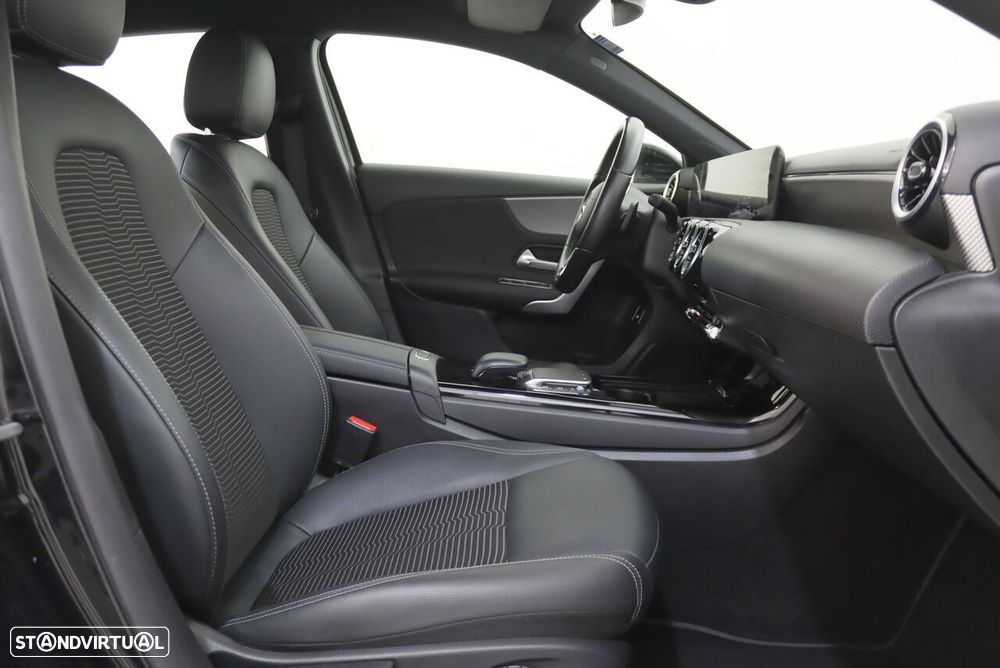 Mercedes-Benz A 250 Limousine - 11