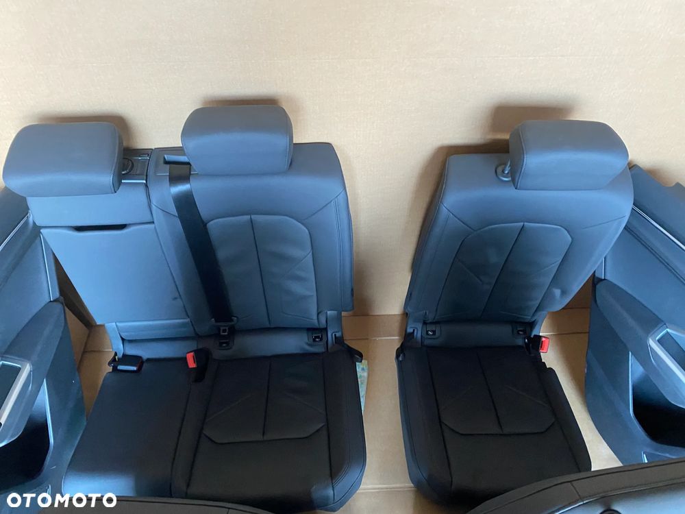 Audi Q3 83A kompletny środek Fotel fotele kanapa skóra boczki czarne 26km - 10