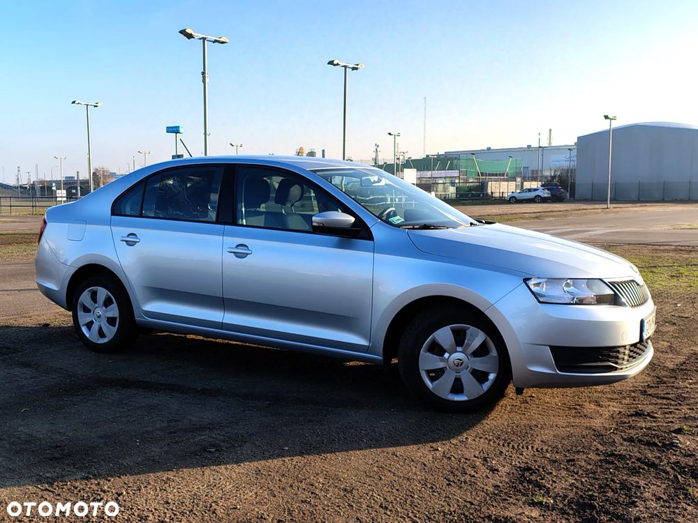 Skoda RAPID 1.0 TSI Active - 4