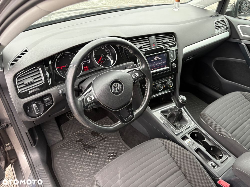 Volkswagen Golf 1.6 TDI BlueMotion Technology Cup - 14