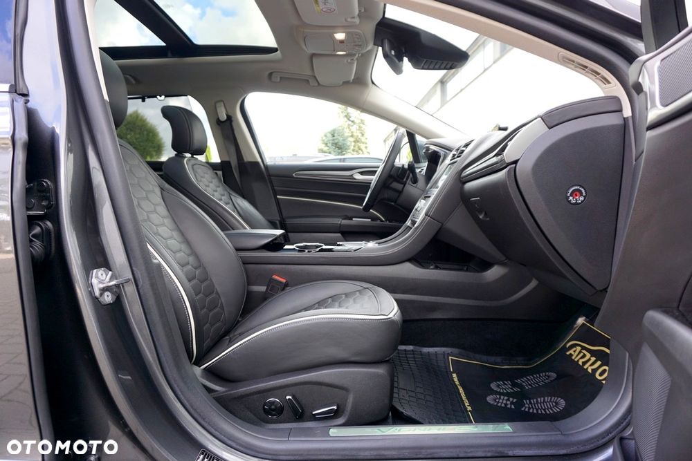 Ford Mondeo 2.0 EcoBlue Vignale Plus - 34