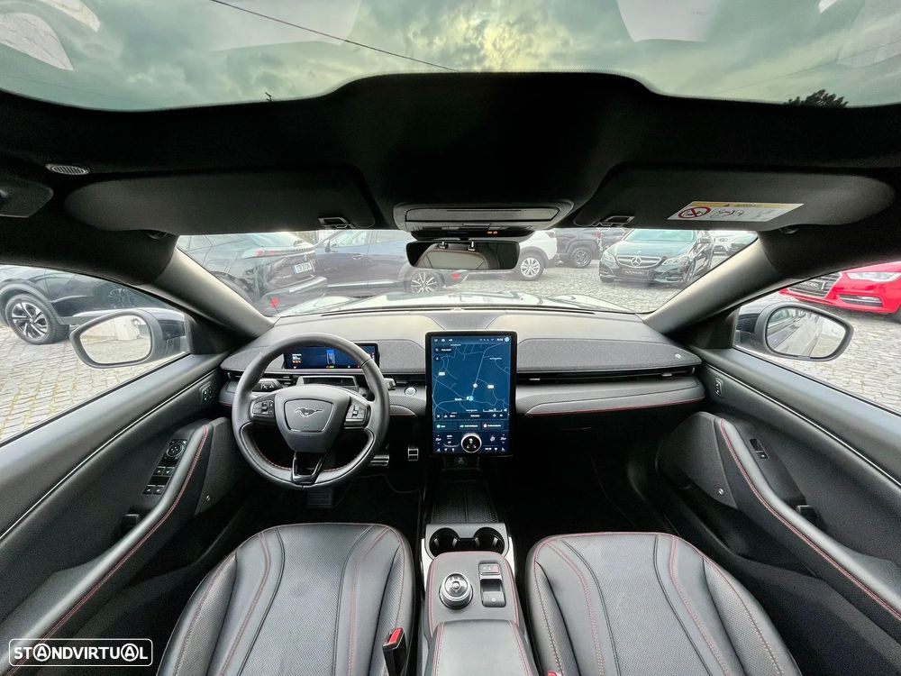 Ford Mustang Mach-E Alargada AWD - 15