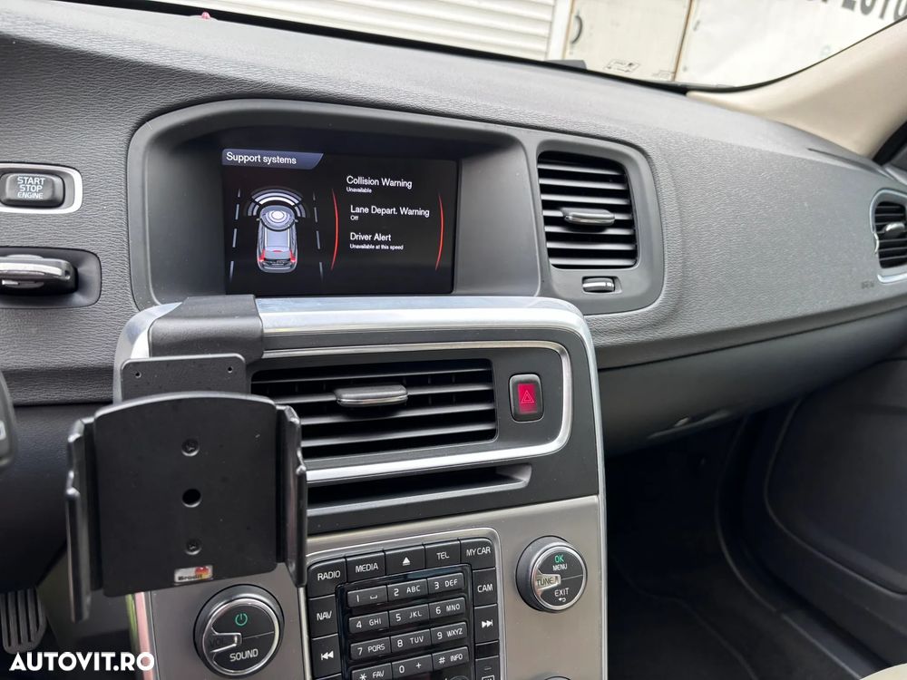 Volvo V60 D3 Start-Stop Summum - 27