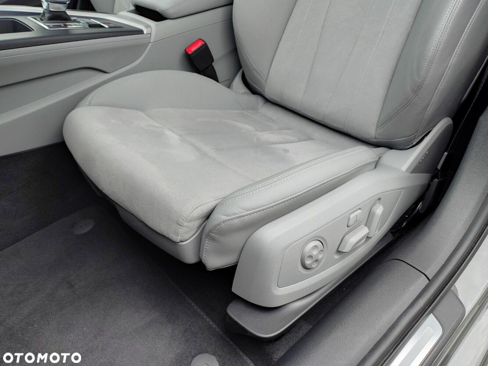Audi A4 Allroad - 12