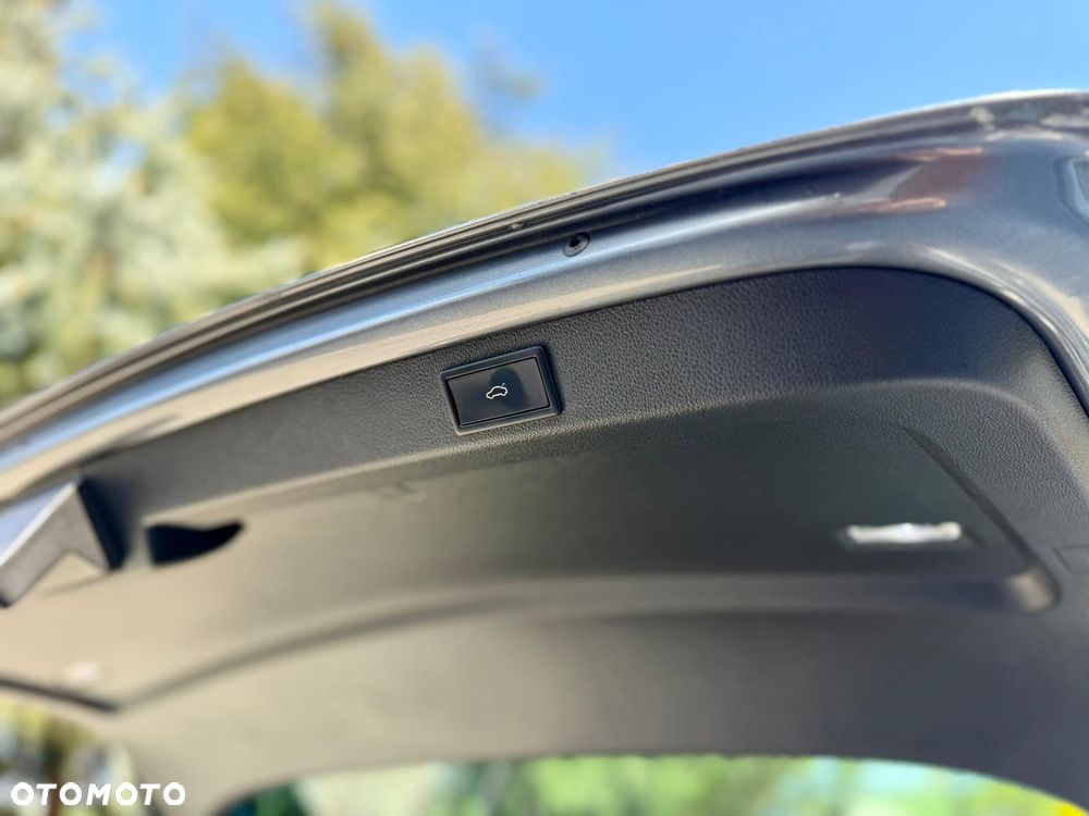 Skoda Superb 2.0 TDI SCR 4x4 Style DSG - 33