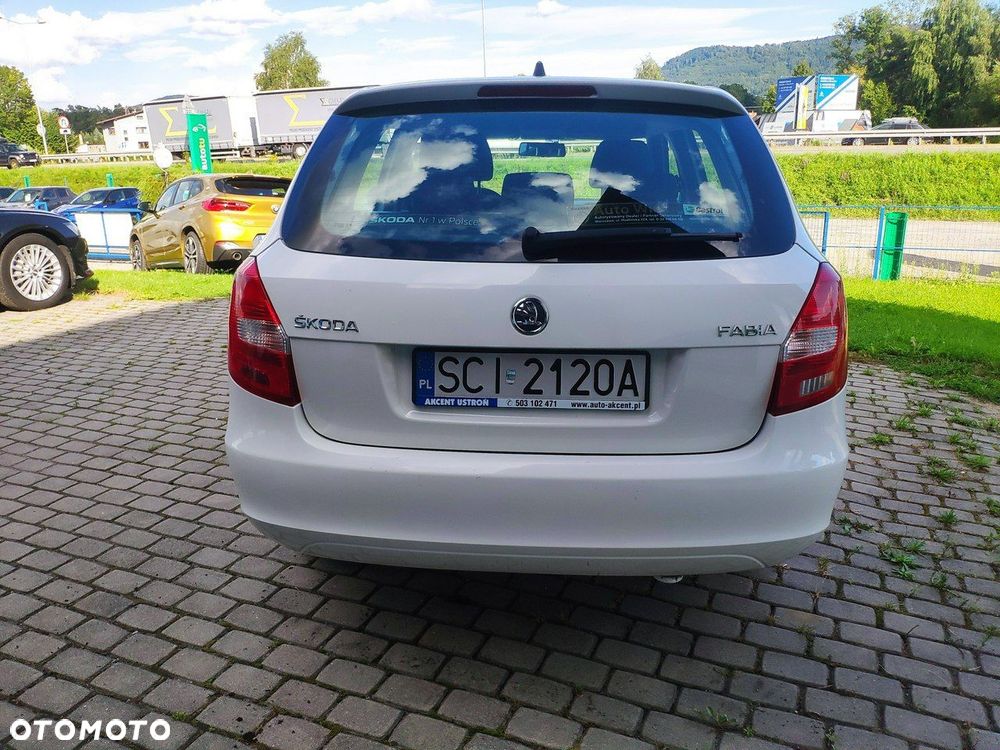 Skoda Fabia - 8