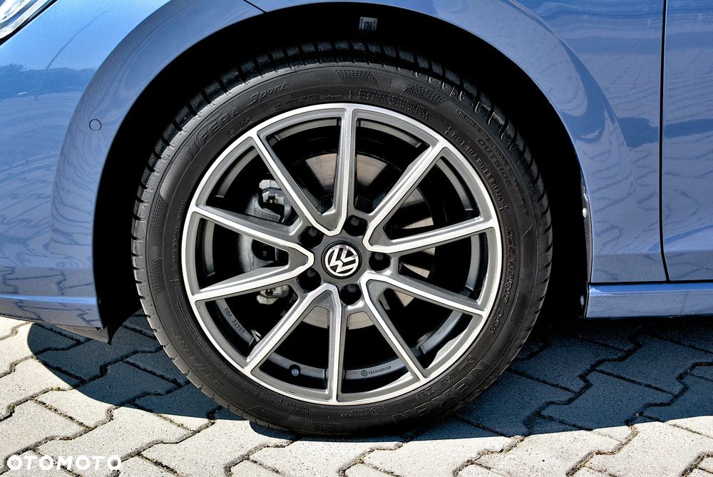 Volkswagen Golf 1.5 TSI EVO Life - 12