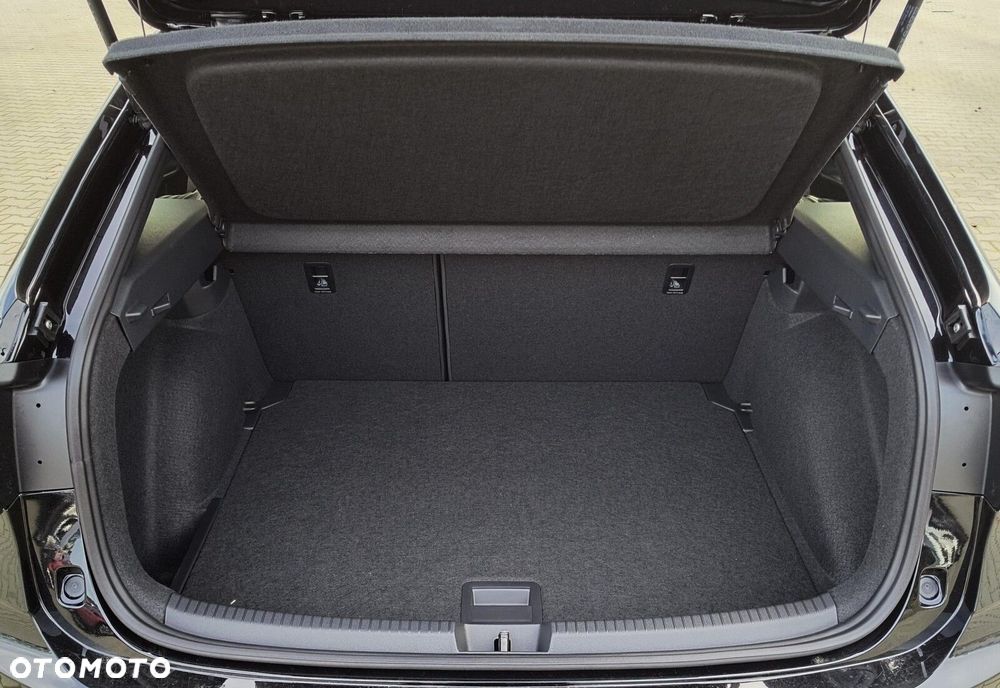 Volkswagen Taigo - 24