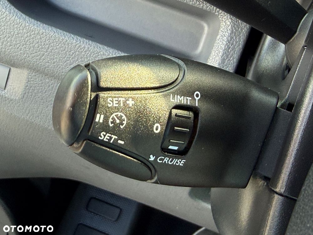 Peugeot EXPERT/Long /2.0 ON 122KM/Klima/PDC/Tempomat/Sensor deszczu/Sensor świateł/Hak/Regały SORTIMO/Import Niemcy - 28