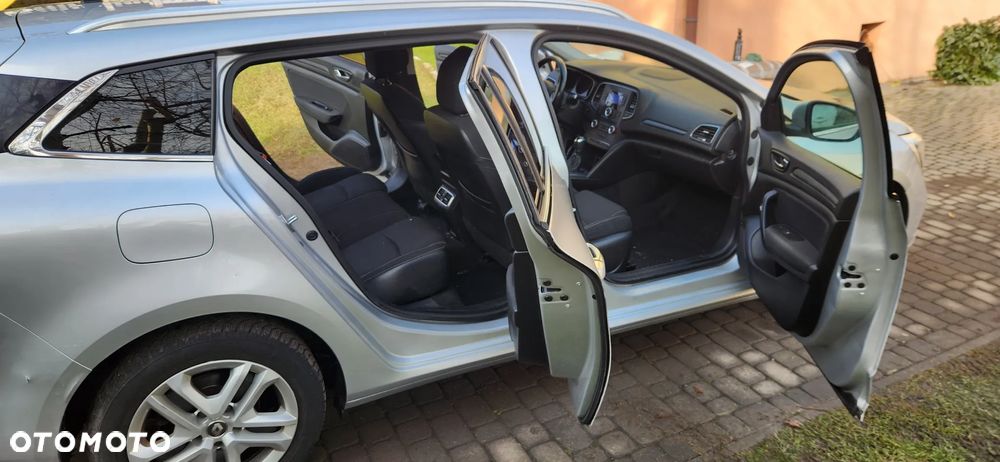 Renault Megane 1.5 dCi Zen - 11