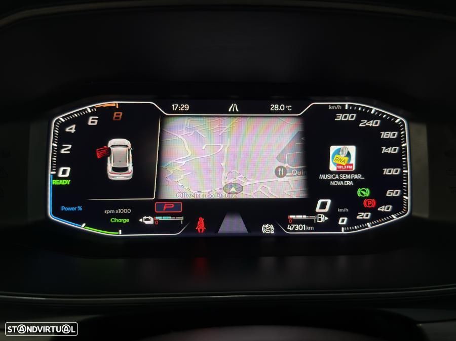 Cupra Formentor 1.4 e-Hybrid Sport DSG - 24