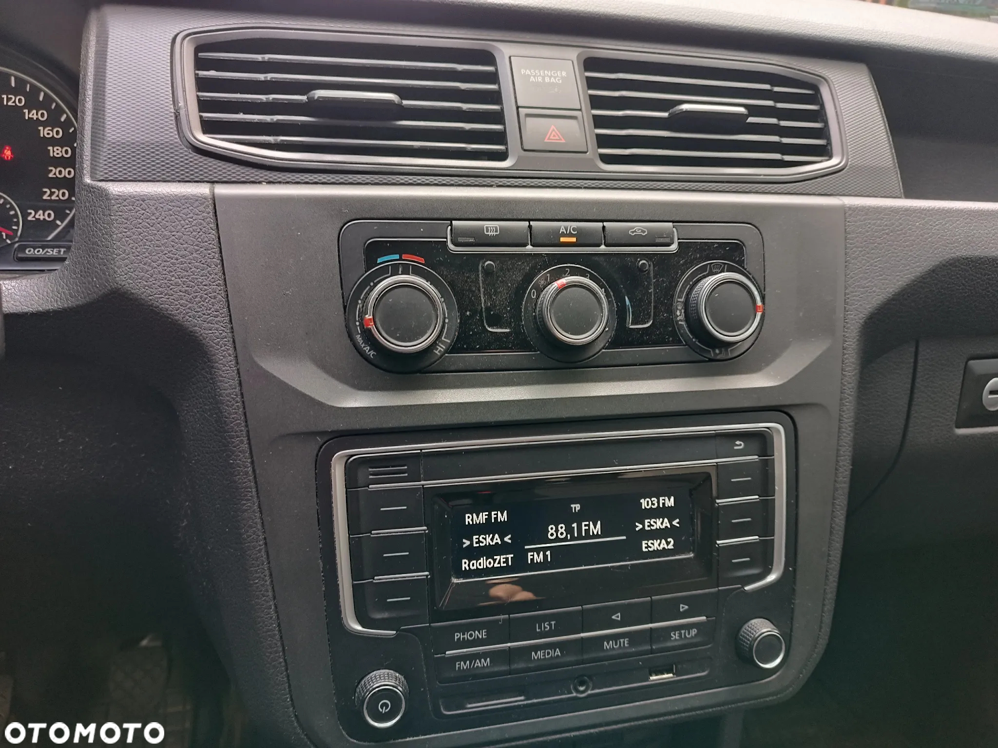 Volkswagen Caddy 2.0 TDI Comfortline - 15
