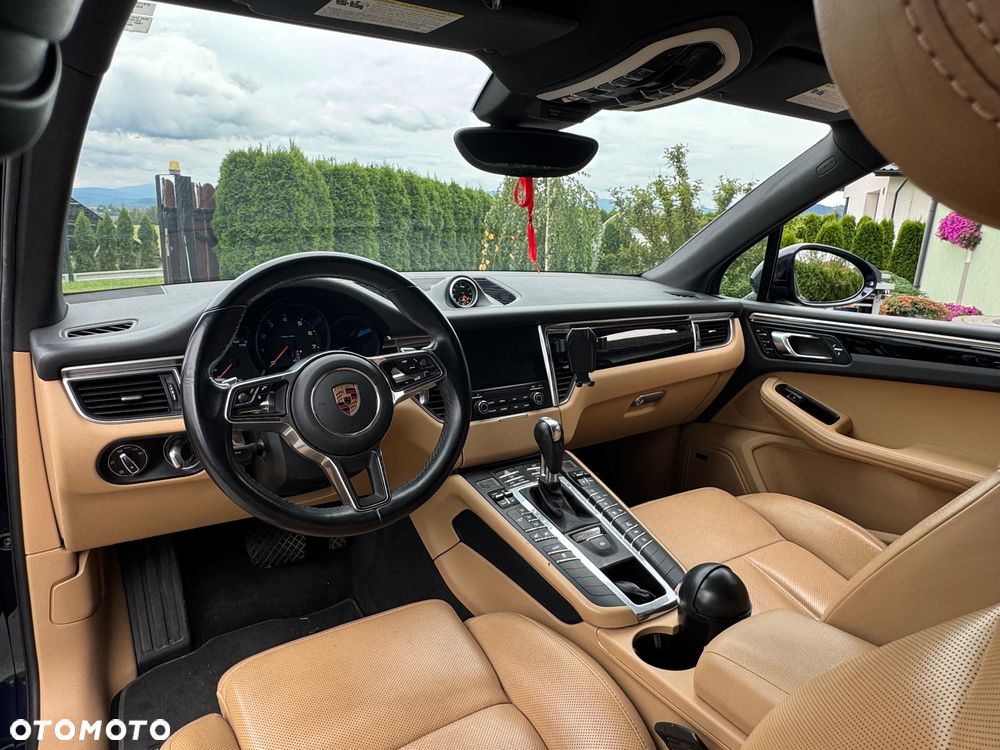 Porsche Macan Standard - 9