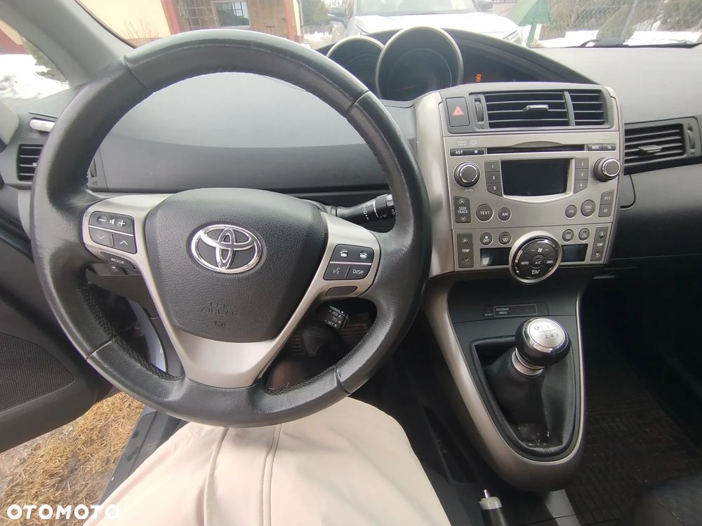 Toyota Verso 1.8 7-Sitzer Life - 9