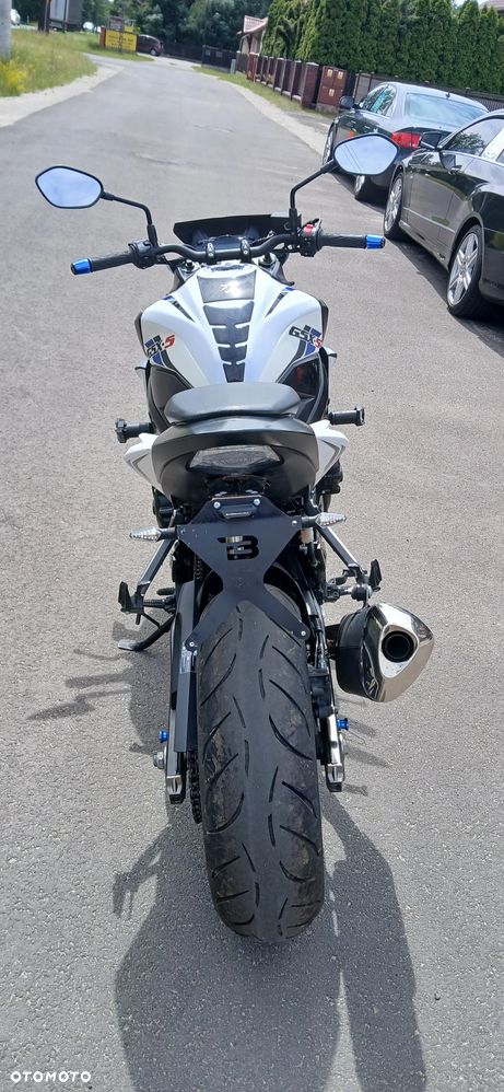 Suzuki GSX - 9