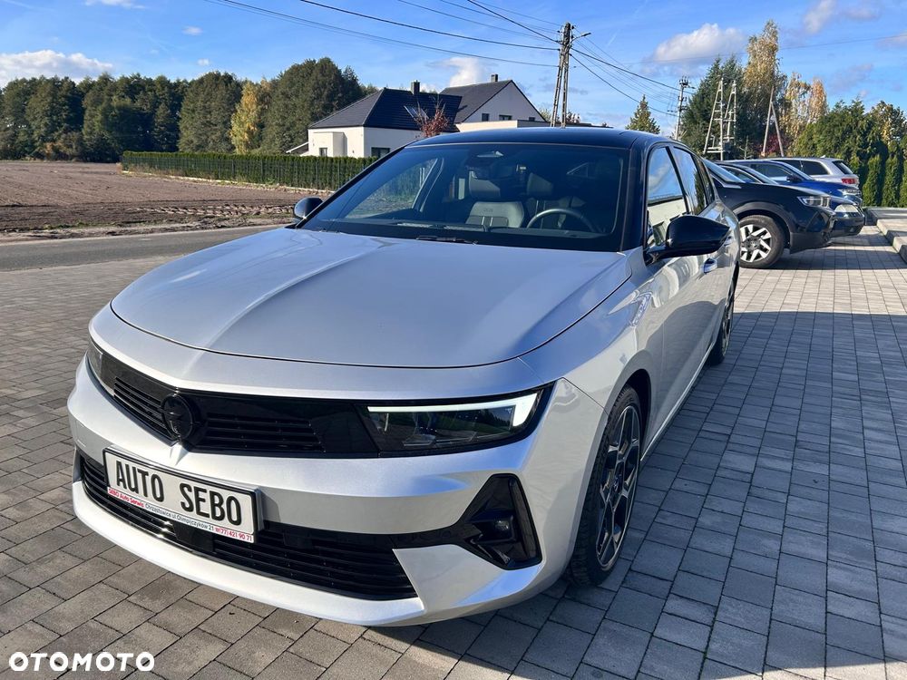 Opel Astra 1.2 Turbo Automatik GS Line - 2