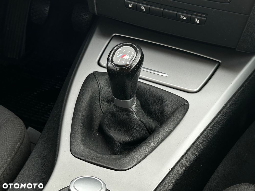 BMW Seria 3 320d - 9