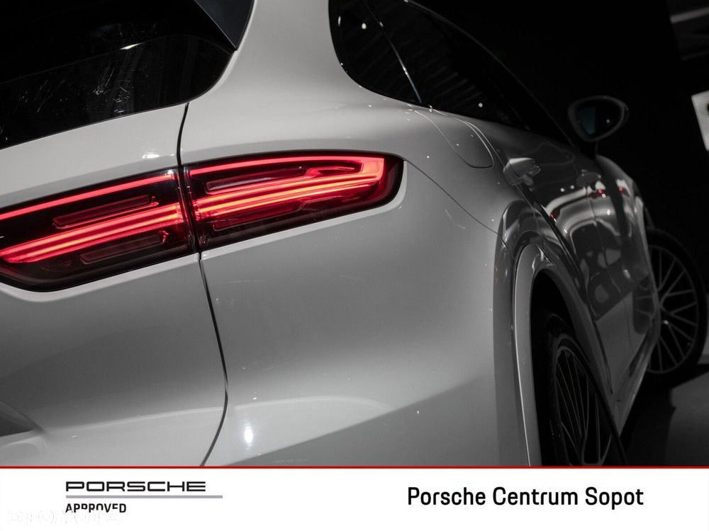 Porsche Cayenne Standard - 23