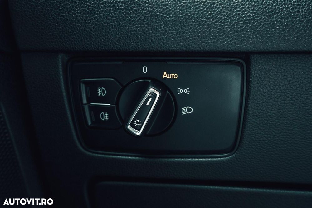 Volkswagen Passat - 17