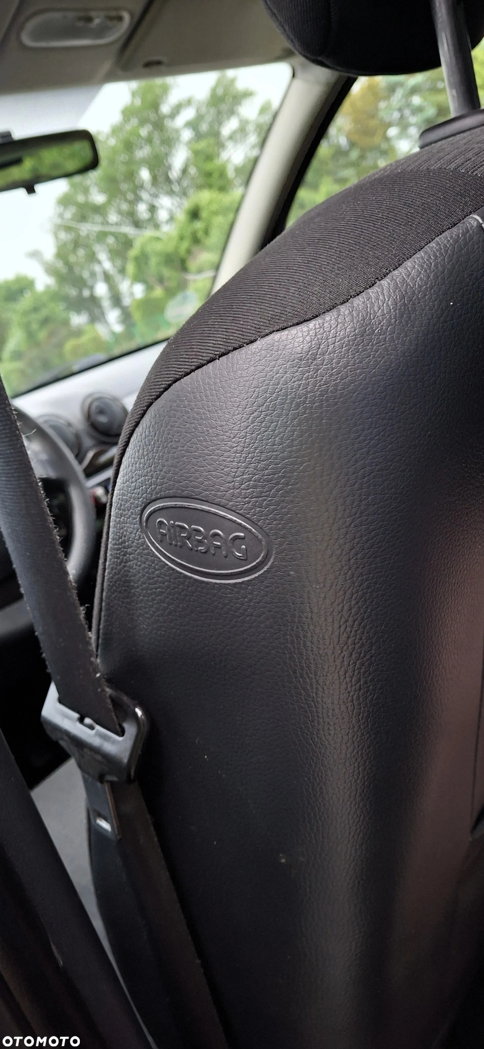 Dacia Duster 1.6 16V 4x2 Laureate - 23