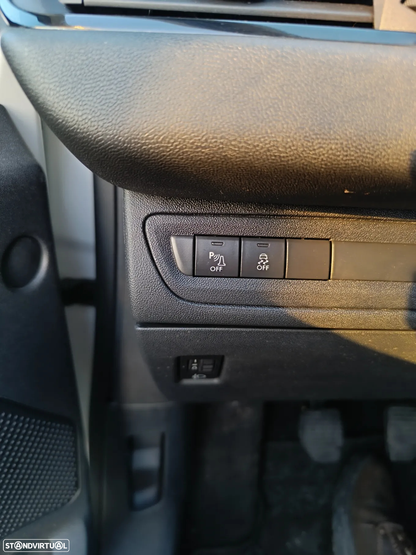 Peugeot 208 1.2 PureTech Allure - 7