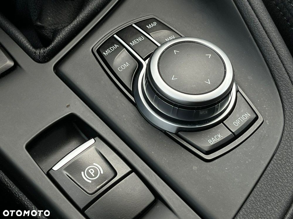 BMW X1 xDrive25e Advantage - 25