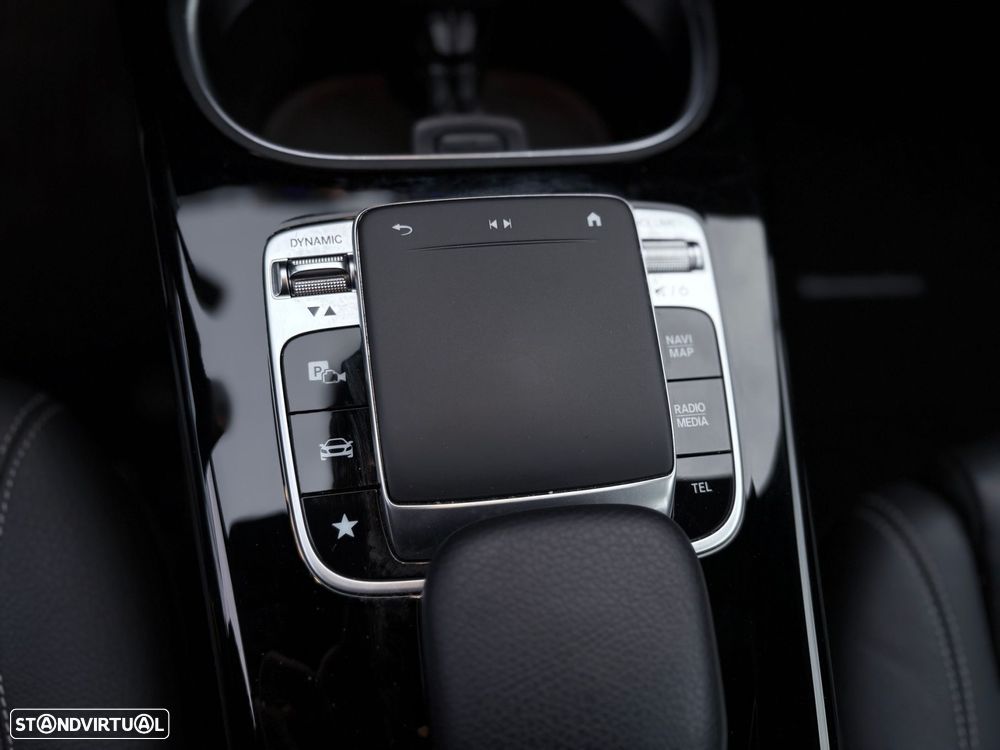 Mercedes-Benz A 180 7G-DCT Progressive - 27