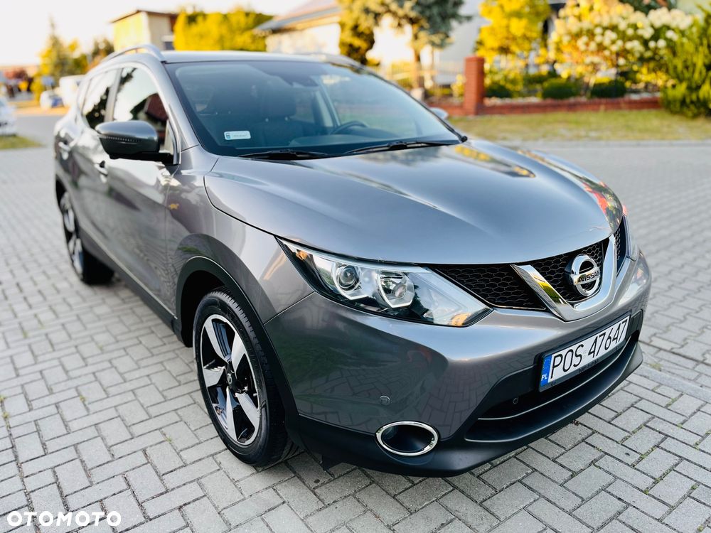 Nissan Qashqai 1.2 DIG-T N-Connecta - 1