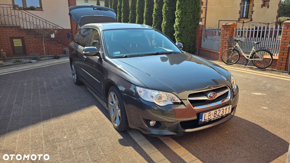 Subaru Legacy - 2