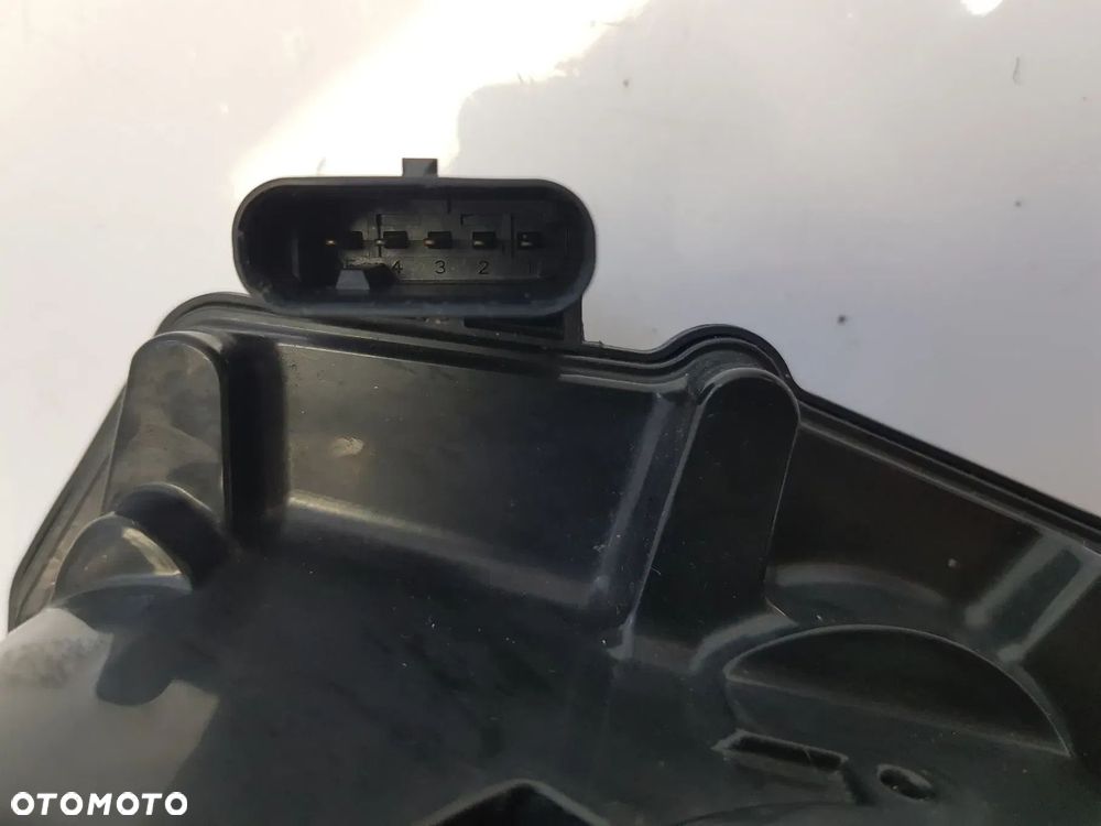 Przepustnica BMW F10 F20 F21 F25 X3 F26 X4 F30 F39 X2 F45 F46 F48 X1 G11 G12 MINI F54 F55 F56 F57 F60 - 6