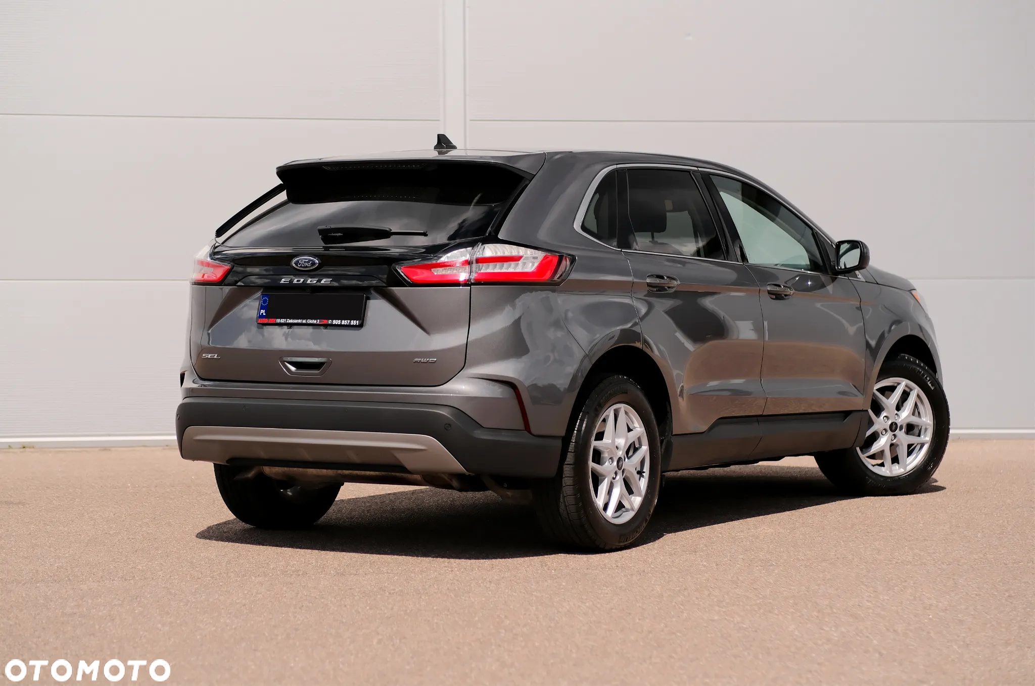 Ford Edge - 8