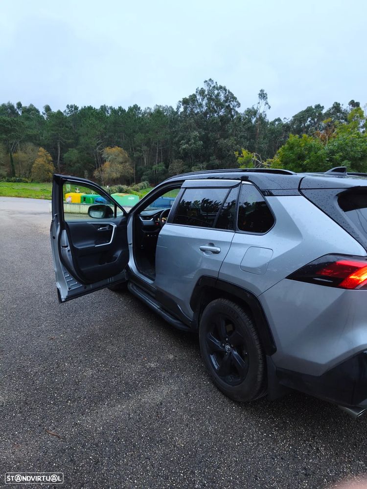 Toyota RAV4 2.5 HDF Lounge - 26