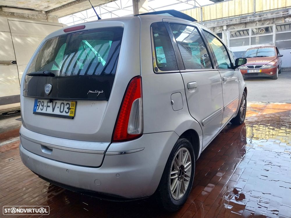 Lancia Musa 1.3 16V M-jet Argento - 17