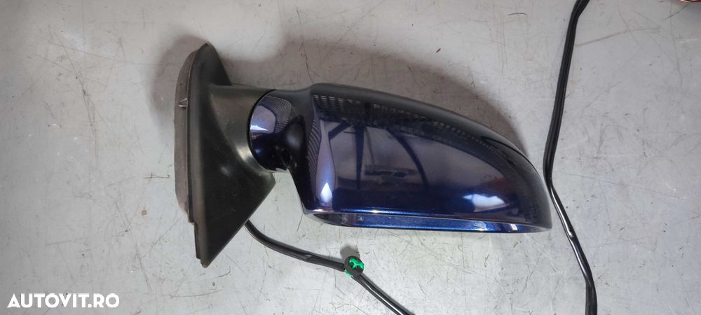 Oglinda dreapta volkswagen vw passat B6 sedan cod culoare LD5Q - 3