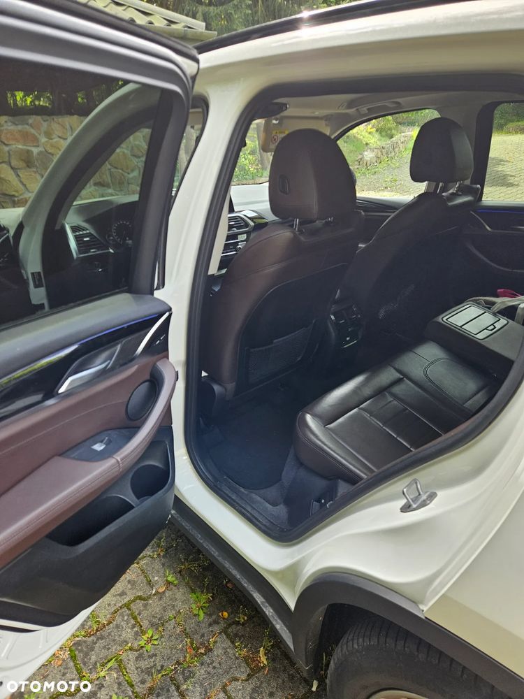 BMW X3 xDrive20d xLine sport - 11