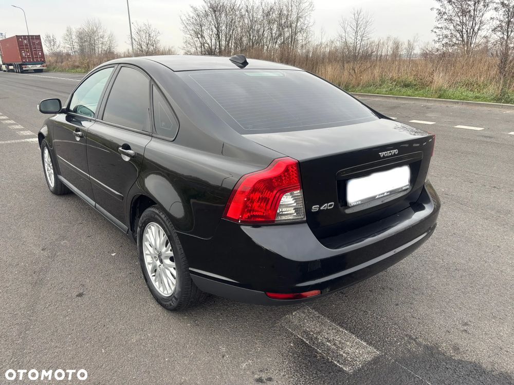 Volvo S40 1.6 - 7