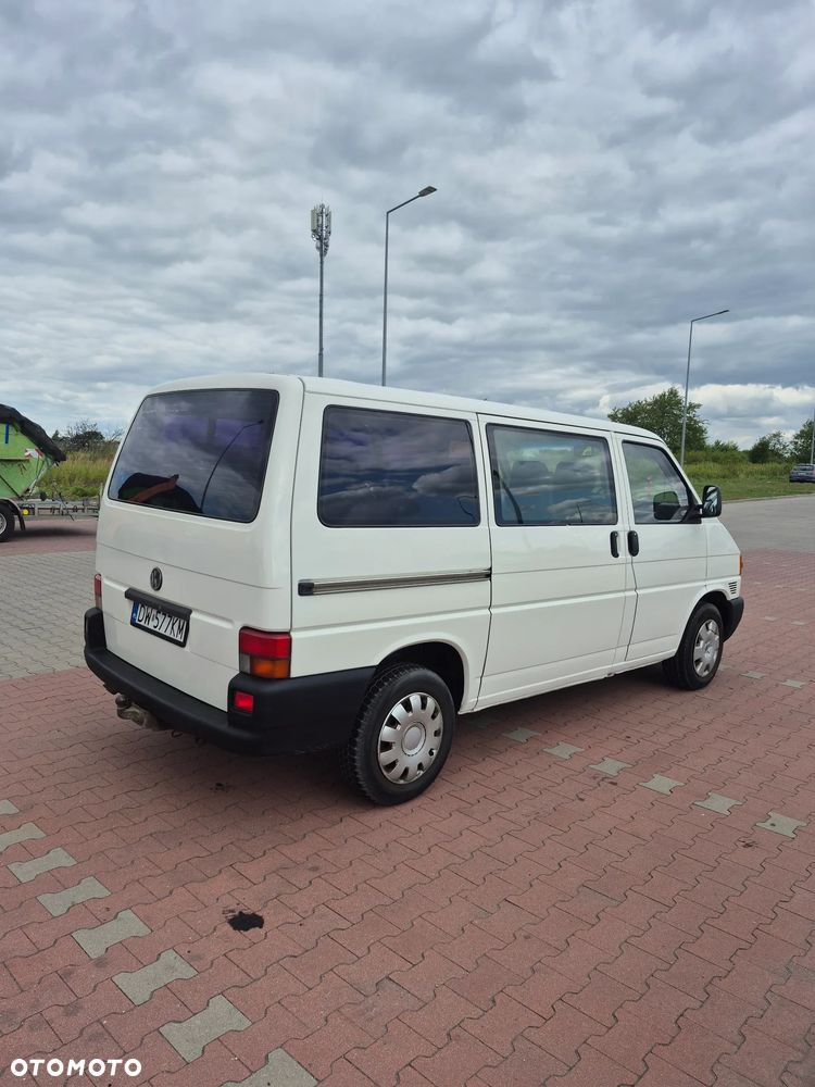 Volkswagen Transporter - 4