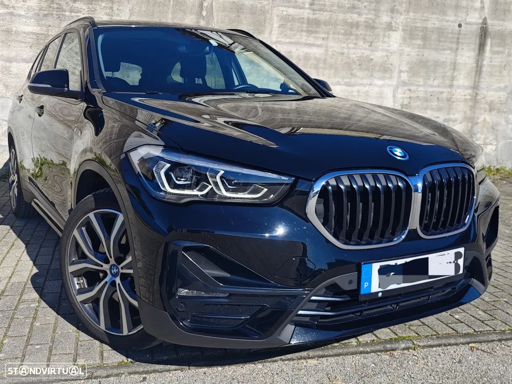 BMW X1 xDrive25e Sport Line - 1