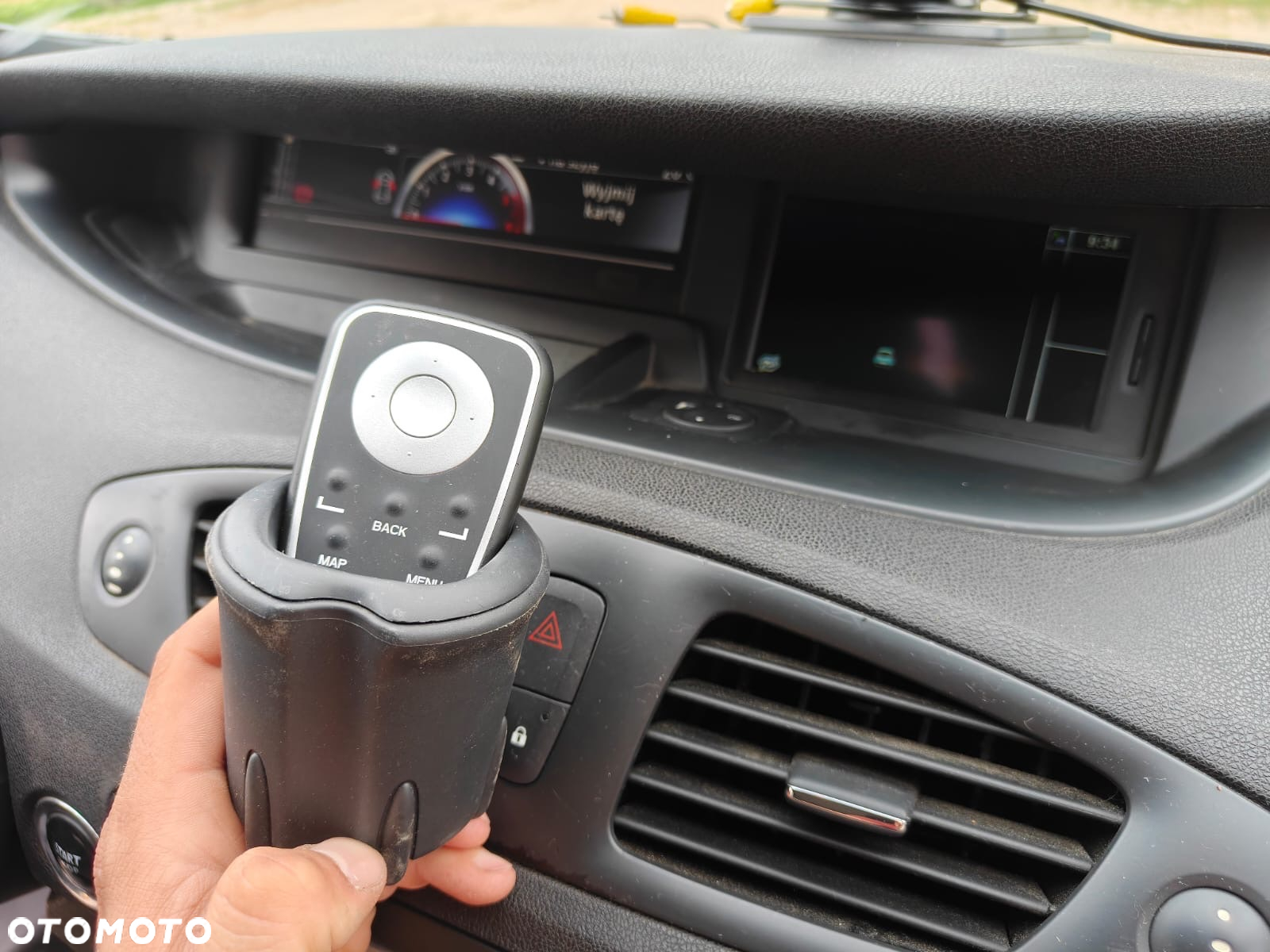 Renault Scenic 1.5 dCi Dynamique - 8