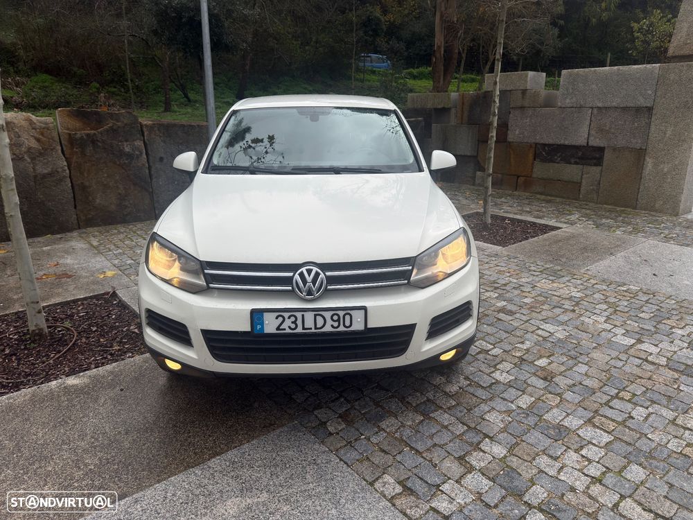 VW Touareg 3.0 TDI V6 Tiptronic - 2