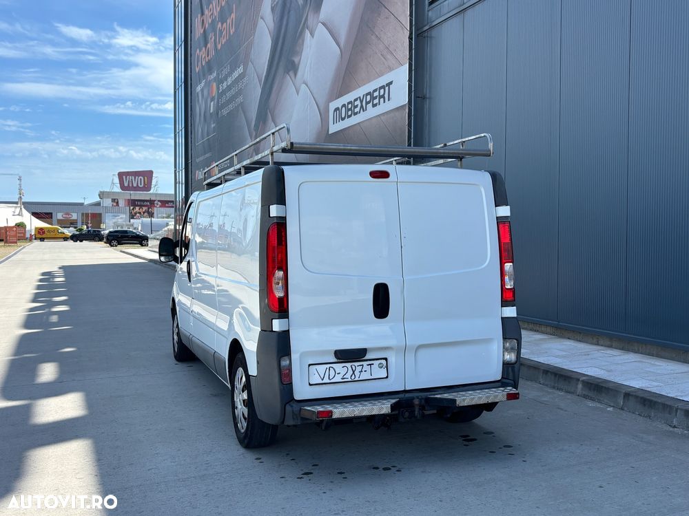 Opel Vivaro - 3