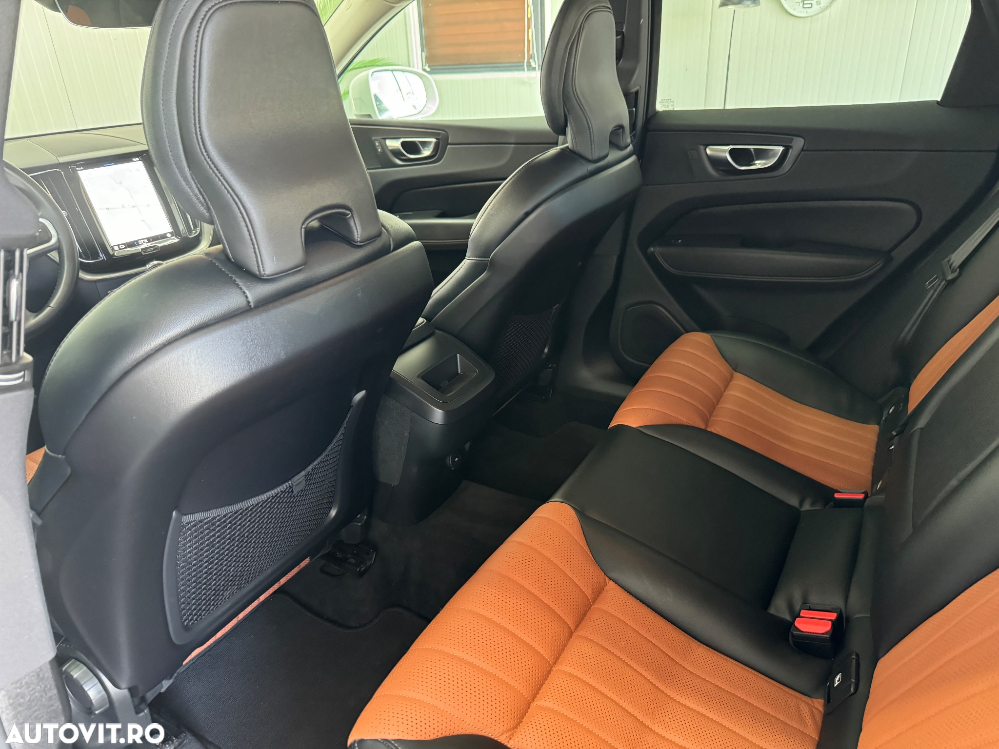 Volvo XC 60 B4 MHEV AT8 AWD Inscription - 17