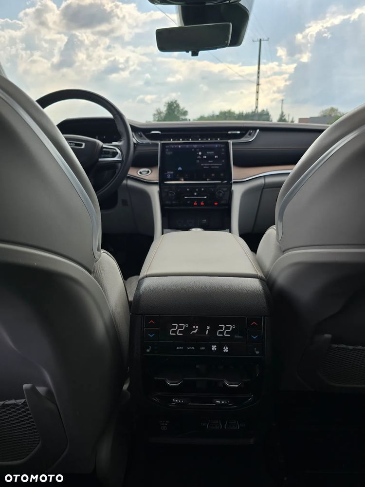 Jeep Grand Cherokee 3.6 V6 Summit - 30