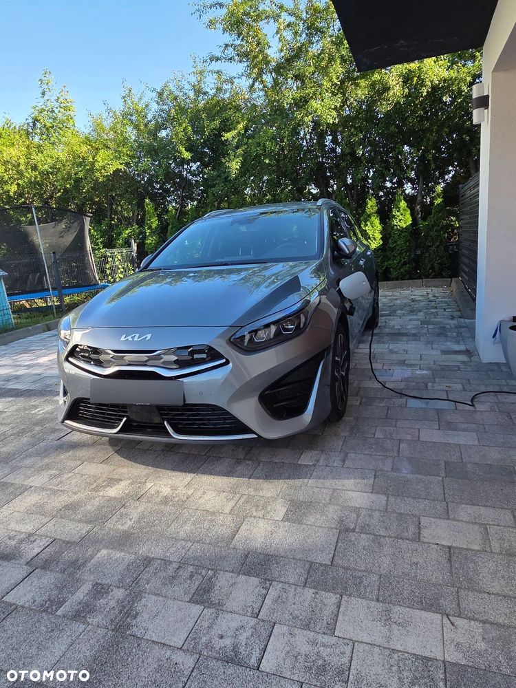 Kia Ceed - 16