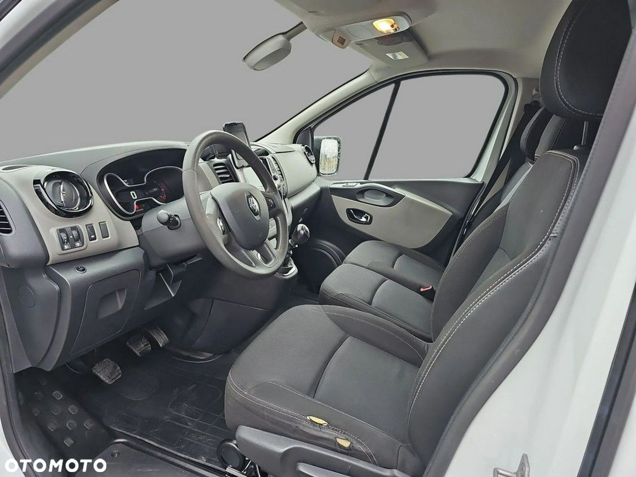 Renault TRAFIC - 11