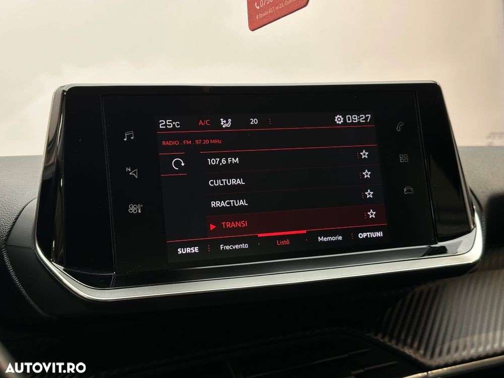 Peugeot 2008 PureTech 130 EAT8 Allure - 22