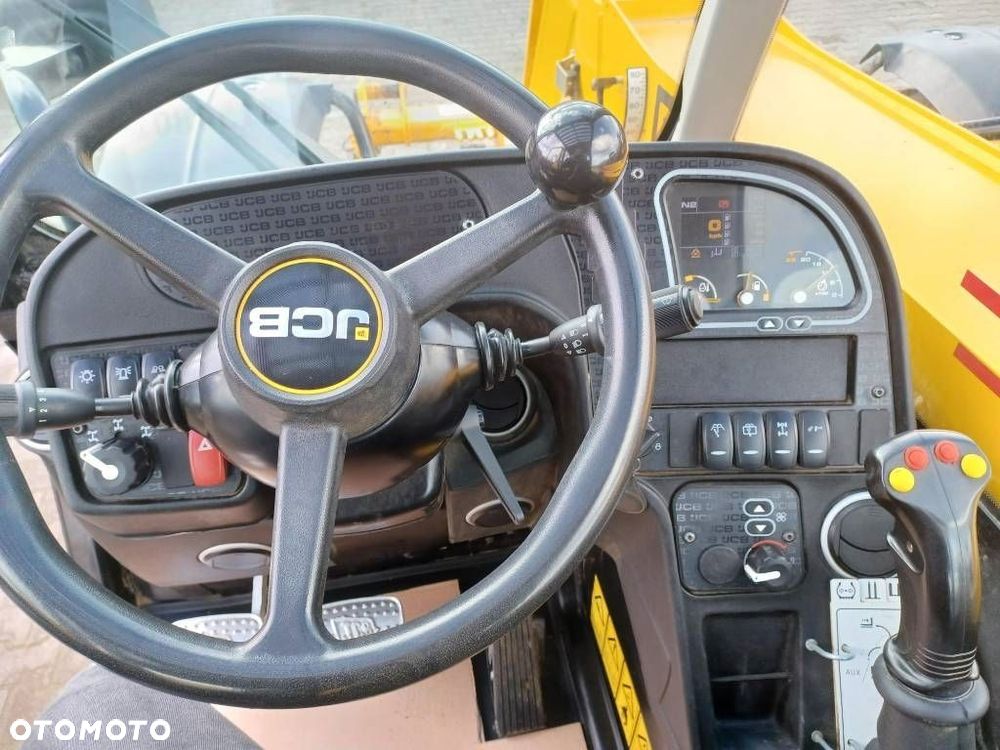 JCB 531-70 - 13