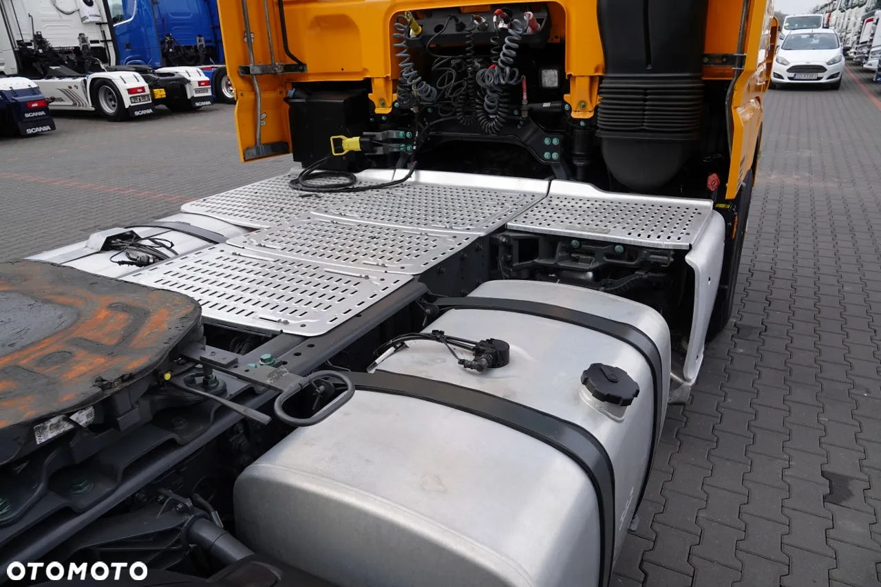 DAF XF 480 / SPACE CAB / 2018 R / SPROWADZONY / PO KONTRAKCIE SERWISOWYM - 16