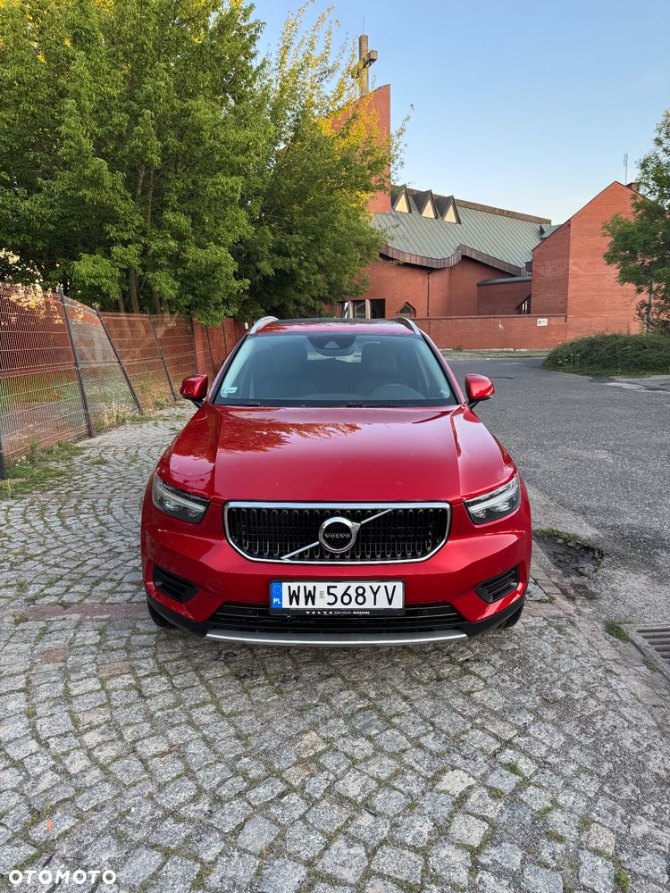Volvo XC 40 D3 AWD Momentum Pro - 2