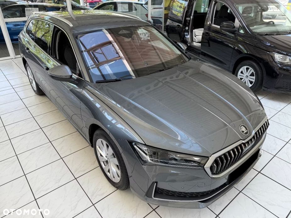 Skoda Superb 2.0 TDI SCR 4x4 Edition 130 DSG - 5